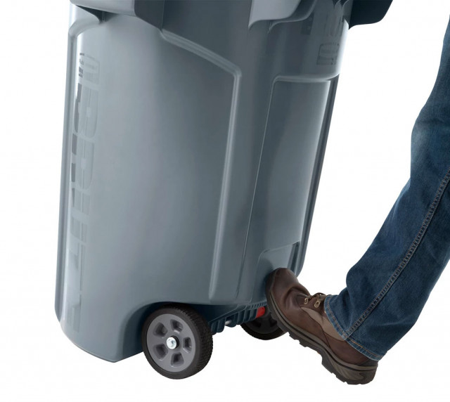 65-Gallon BRUTE Rollout Waste Container