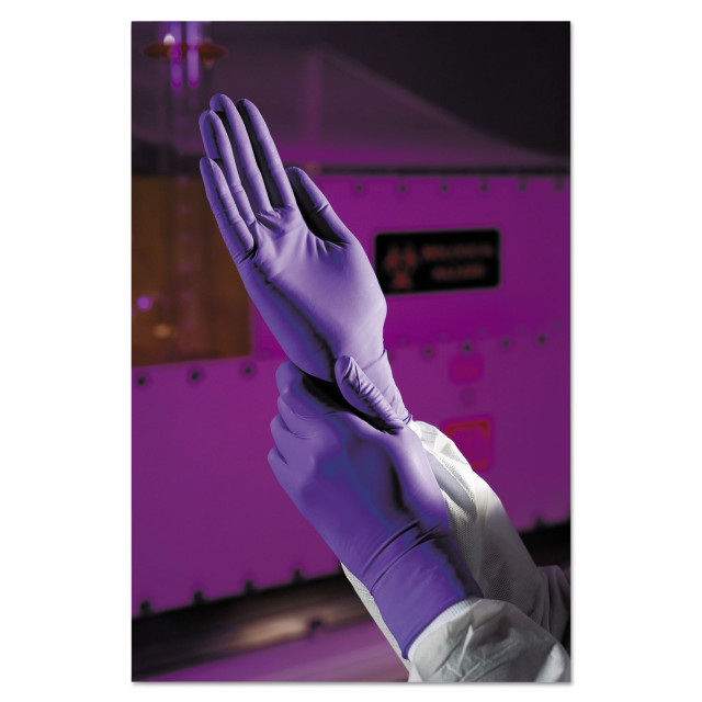 Kimtech X-Small PURPLE NITRILE Exam Gloves, 242 mm Length, 6 mil | 100/Box