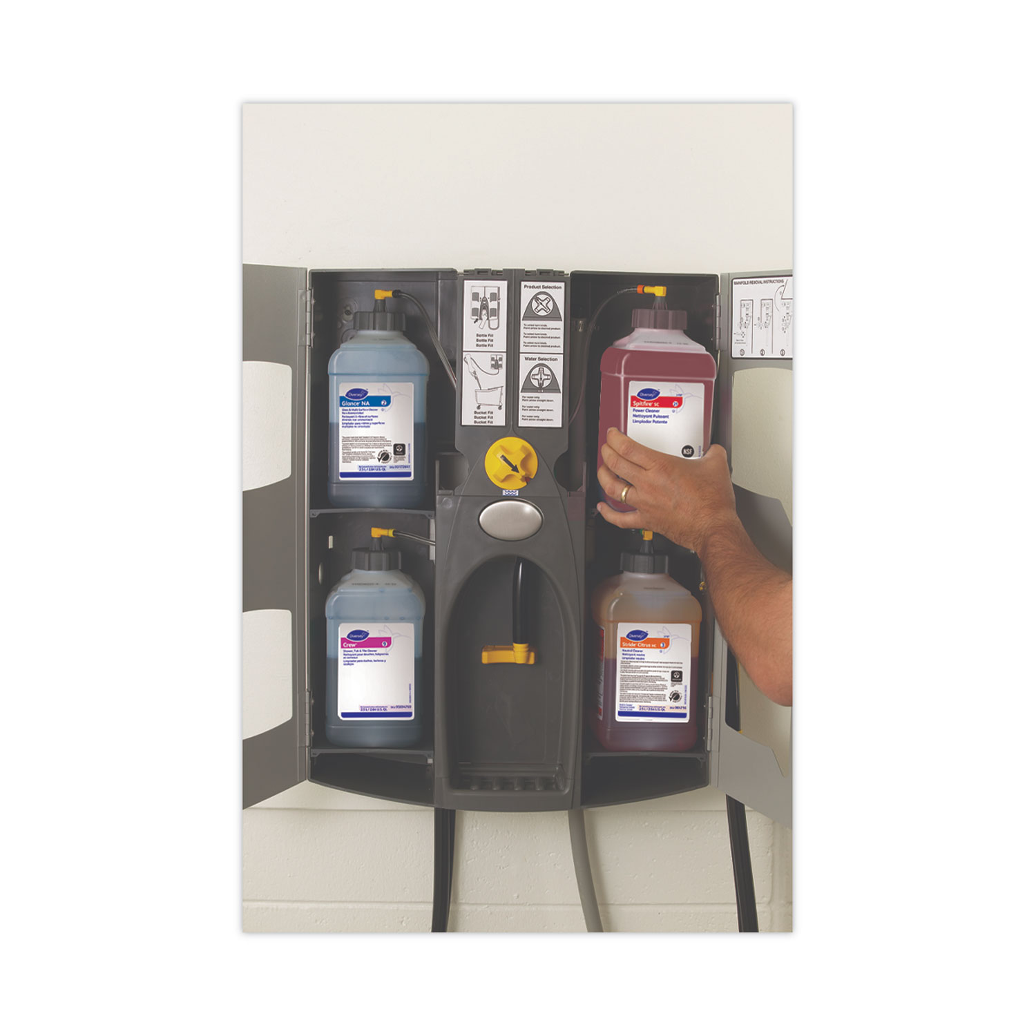 Diversey™ J-Fill Quattroselect Dispensing System, Four Dispenser